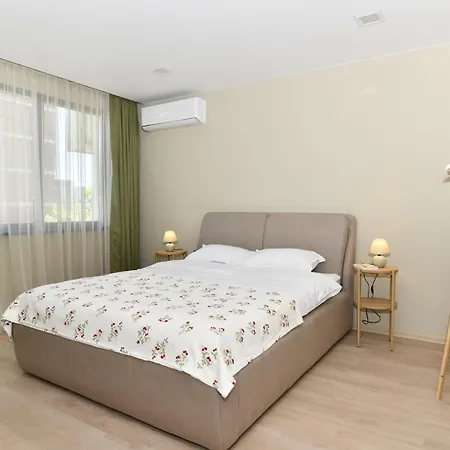 инфинити * Veliko Tarnovo