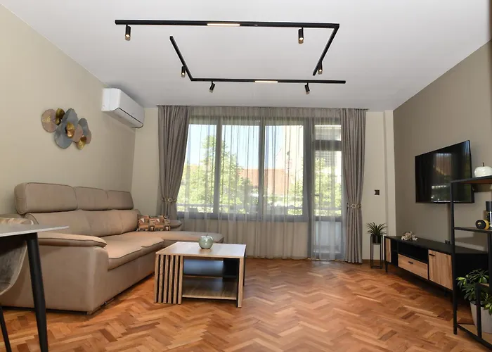 инфинити * Veliko Tărnovo