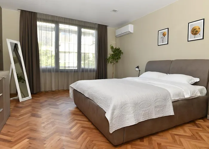 инфинити Apartment *