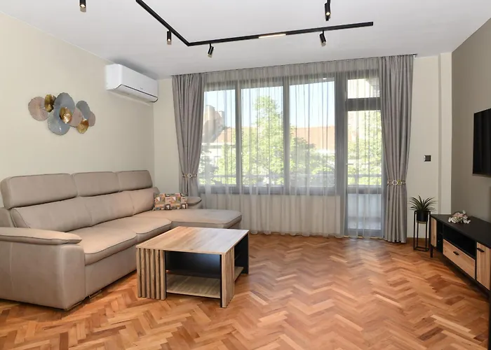 Apartment инфинити *